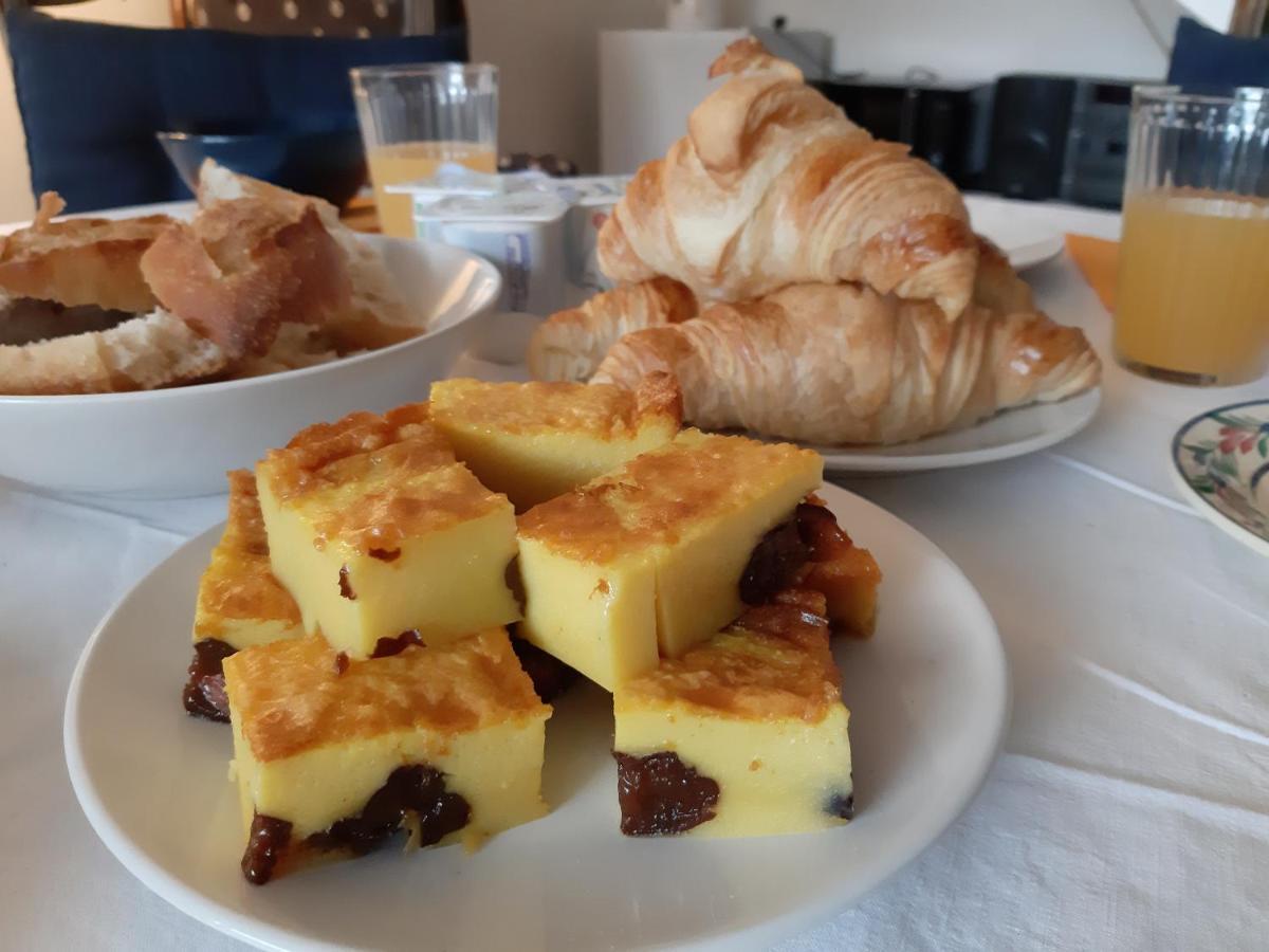 La Grange Des Lisieres Bed & Breakfast Rouvres  Dış mekan fotoğraf